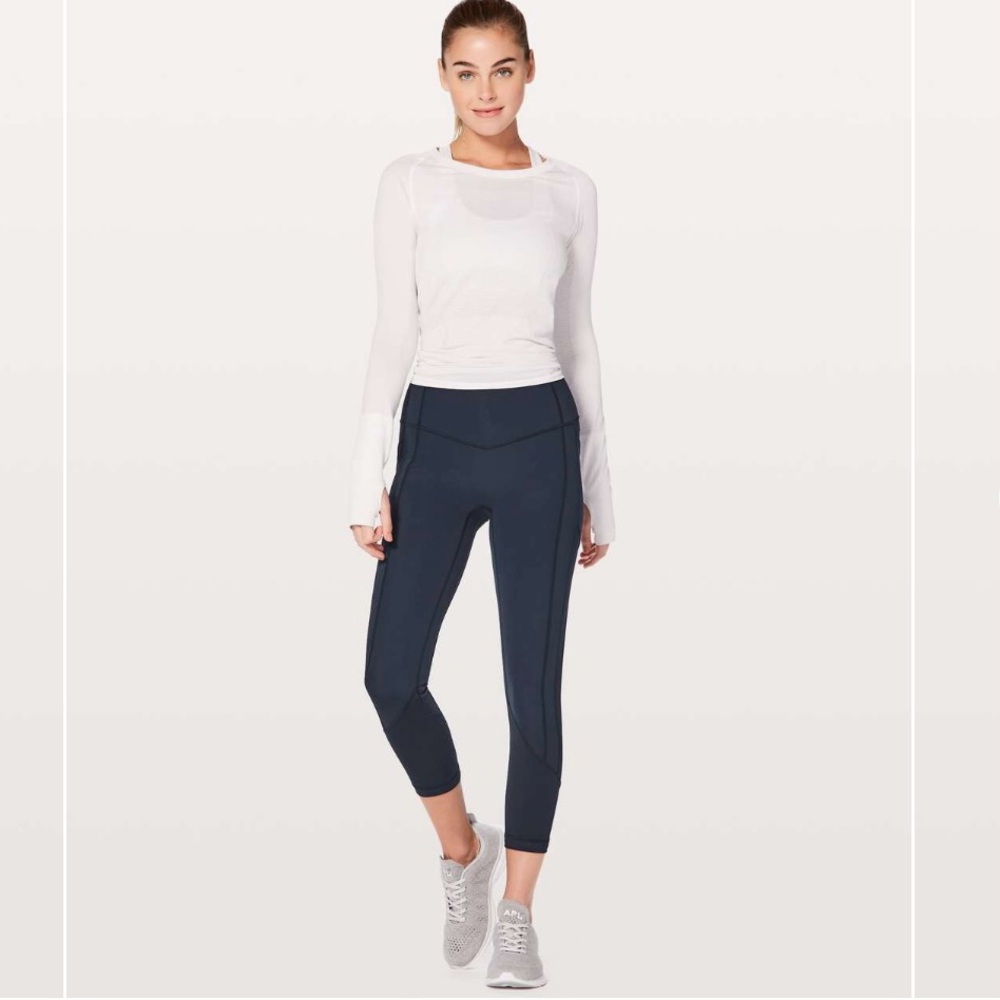 Lululemon all the right places Navy Blue Cropped Leggings for Women size 4